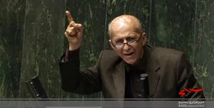 حکم ارتداد سلمان رشدی باعث وحدت در جهان اسلام شد