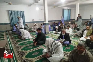 حضور سازمان&zwnj;یافته بسیجیان حوزه حضرت امام حسن مجتبی (ع) ریگ ملک در نماز جمعه
