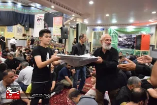 عشق و ارادتی که کوچک و بزرگ نمی&zwnj;شناسد