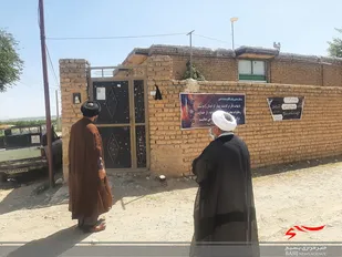 دلجویی از بیماران کرونایی توسط مسئول نمایندگی ولی فقیه در سپاه شهرستان مانه وسملقان