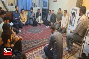 نشست بصیرت افزایی و جهاد تبیین&nbsp; گردان امام علی (ع) حوزه شهید احمدی روشن همدان