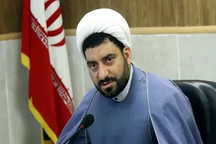 مردم&zwnj;محوری، اقتصاد و تولید را به سمت سلامت می&zwnj;برد