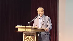 تمرکز دشمن بر موضوع زن و خانواده است