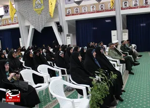 گرامیداشت مقام شهدای زن خراسان جنوبی در همایش "قله های افتخار"