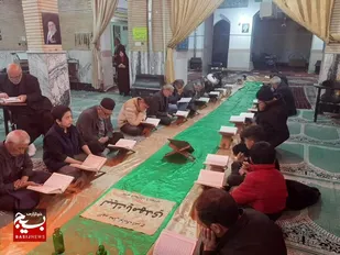 کرسی تلاوت قرآن مجید در شهر باباحیدر