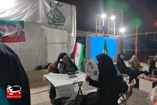 خدمت سلامت در دل تجمع حماسی خیابان دانشگاه