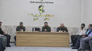 تاکید معاون هماهنگ&zwnj;کننده سپاه استان البرز، بر اجرای برنامه&zwnj;های خلاقانه و مردم&zwnj;محور در هفته بسیج/ هفته بسیج؛ میدان خدمت، خلاقیت و حضور مؤثر در میان مردم