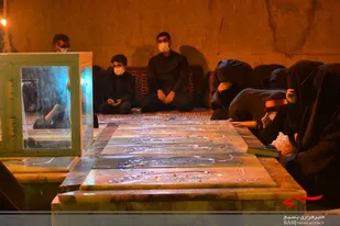 مراسم شام غریبان در یادمان شهدای گمنام کوه خضرنبی(ع)