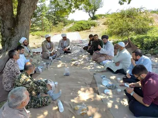 اردوی فرهنگی مربیان صالحین پایگاه&zwnj;های حوزه بسیج محلات حمزه سیدالشهداء در جنگل ابر شاهرود