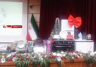 ۳۱۳ سری جهیزیه به نوعروسان خراسان رضوی اهدا شد