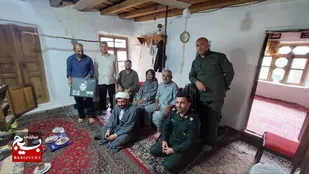 تجلیل از خانواده شهید نصراله دماوندی