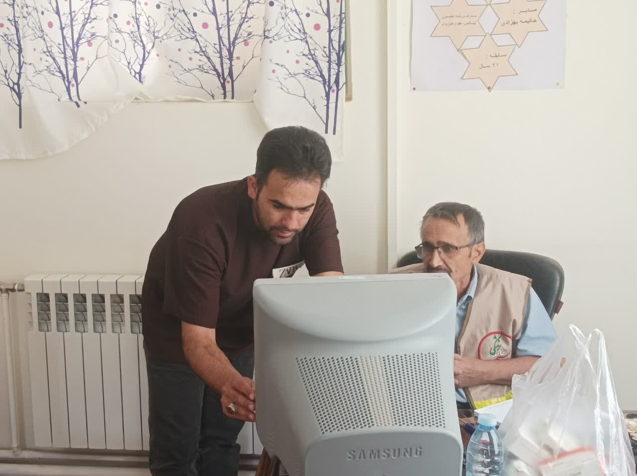 با حضور پزشکان و پرستاران مرکز آموزشی درمانی شهید باهنر؛ ارائه خدمات درمانی رایگان به ۲۵۰ نفر در گلباف و سیرچ