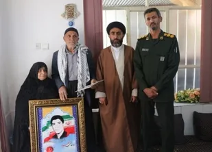 دیدار با خانواده شهدای روحانی در لردگان و خانمیرزا