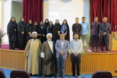 محفل انس با قرآن کریم با حضور قاریان مطرح دانشگاه فرهنگیان استان مازندران برگزار شد.