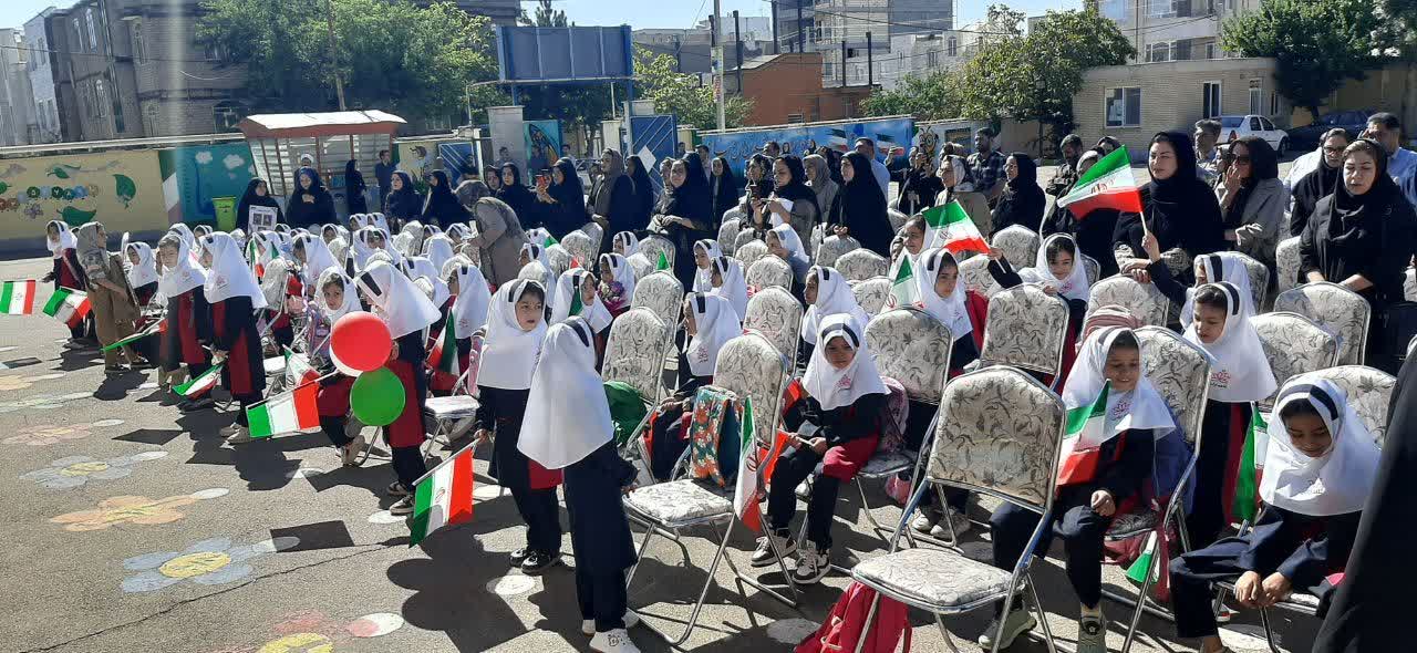 از درب خانه تا کلاس اول؛ روایت بدرقه به یادماندنی برای دختر شهید پاسدار زنجانی