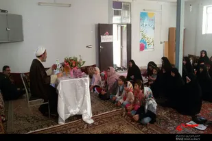 نشست والدین با سرگروه&zwnj;ها و مربیان پایگاه محدثه ازناو