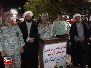 تجمعات مردمی نماد دفاع از رزمندگان اسلام است