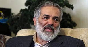 مسئولین با ساده زیستی در تحقق اقتصاد مقاومتی موثر واقع شوند