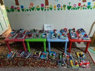 توزیع 50 میلیون ریال لوزام التحریر به&zwnj;همت یک خیّر بین دانش&zwnj;آموزان روستای حسین&zwnj;آباد