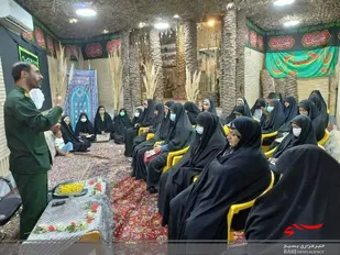 بسیجیان پرچم داران بصیرت افزایی و آگاهی بخشی/لزوم تربیت جوانان مومن و انقلابی برای ادامه مسیر انقلاب اسلامی