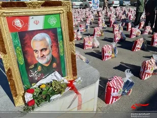 مرحله دهم رزمایش کمک مومنانه سپاه در شهرستان خلیل آباد با توزیع 1050بسته معیشتی برگزار شد