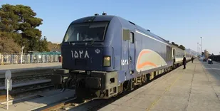 عابرین مقصر برخورد با قطار هستند