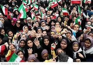 مدرس حوزه علمیه خواهران زاهدان : جامعه زنان، ممتاز ترین شهدا را تقدیم انقلاب اسلامی کرده اند/ شتاب علمی بانوان شاخصه هویت یابی زن ایرانی