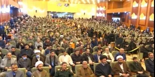 تجلیل از شاعران برگزیده کنگره شعر &laquo;حریم ولی&raquo; در اردبیل