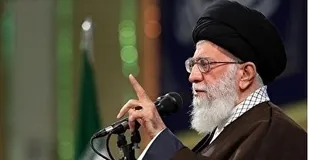با ظالم باید سخت&zwnj;گیری کرد و رودربایستی را کنار گذاشت/هر جا انقلابی عمل نکردیم ضربه خوردیم