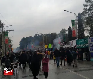 نخستین روز مراسم پنجمین سالگرد سردار دلها با ترنم باران