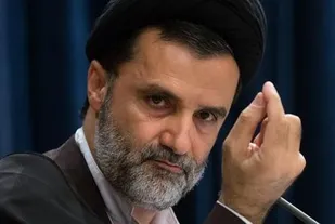 عده ای عزت خود را در رابطه با سران کفر می&zwnj;دانند/ فتنه یک گفتمان و جریان است