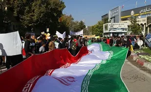 دعوت از مردم یزد برای شرکت در راهپیمایی ۱۳ آبان