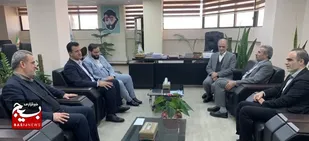 دیدار مسئول سازمان بسیج کارگران و کارخانجات سپاه کربلا با مدیر شعب بانک توسعه تعاون استان مازندران
