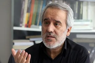 حفظ روحیه انقلابی نظام اسلامی، شاهکار مدیریتی رهبر انقلاب