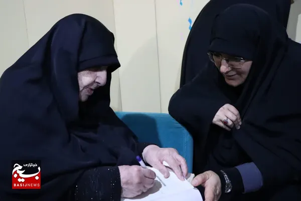 جشن امضای کتاب