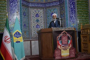 دهه فجر عید انقلاب و عید تاریخ ایران وامام عظیم الشان است