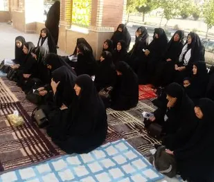 برگزاری نشست بصیرتی در گلزار شهدای شهرکرد