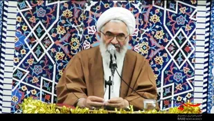 آیت الله معلمی:دشمن با ترویج بی بند و باری به دنبال ابتذال جامعه است