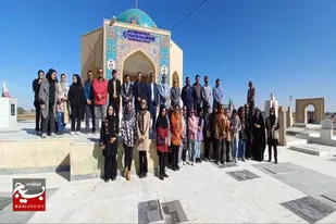 غبارروبی گلزار شهیدان میرحسینی شهر جزینک به مناسبت روز دانشجو