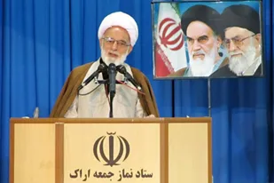 دستگاه قضائی با افزایش اعتماد عمومی و برقراری عدالت زمینه ایجاد تحول را ایجاد کند/ انقلاب اسلامی در برابر استکبار جهانی ذره ای عقب نشینی نخواهد کرد