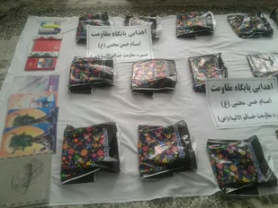 اهدا ۳۰ پک لوازم التحریر به دانش آموزان نیازمند