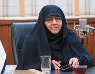 امام خمینی(ره) احیاگر هویت زن در عصر حاضر بودند