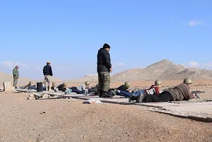مرحله دوم عملی میدان تیر آمادگی دفاعی مدارس متوسطه دوره دوم در شاهین شهر برگزار شد