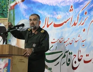 اخلاص سردار سلیمانی، وی را در اوج و قله افتخار قرار داد