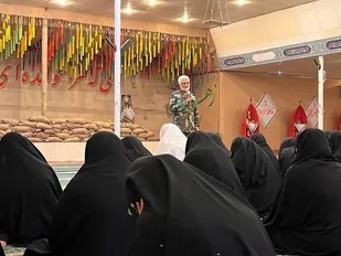 بازدید طلاب بسیجی از مناطق عملیاتی راهیان نور
