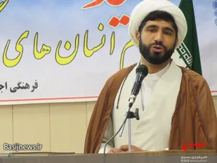 آموزش و پرورش با تربیت حسین فهمیده ها انقلاب را در رسیدن به اهداف خود یاری کند