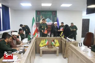 فرماندهان حوزه های مقاومت بسیج خواهر تجلیل شدند