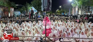 در صدمین شب از قرار شبانه مردم تایباد، آیین جشن تکلیف ۳۰۰ دانش&zwnj;آموز دختر برگزار شد