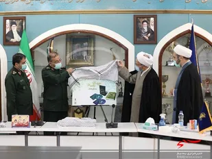 مجموعه کتاب های &laquo;خودسازی و کادرسازی در مسیر گام دوم انقلاب&raquo; رونمایی شد