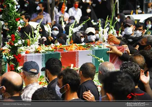 پیکر سه شهید تازه تفحص شده در فرودگاه بجنورد تشییع می شود